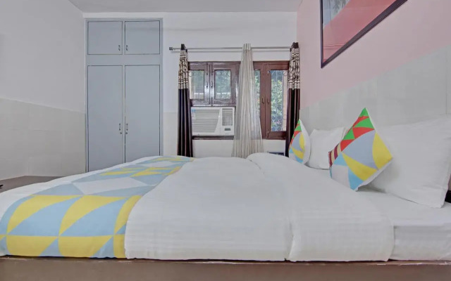 Oyo Home 78927 Elegant Studio Sarita Vihar