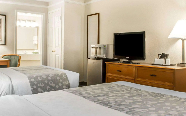 Quality Inn Tulsa Central