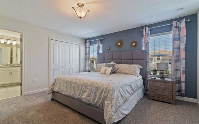 ChampionsGate 4BR 3BA Townhome