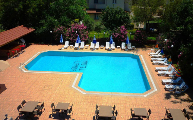 The Green Valley Hotel