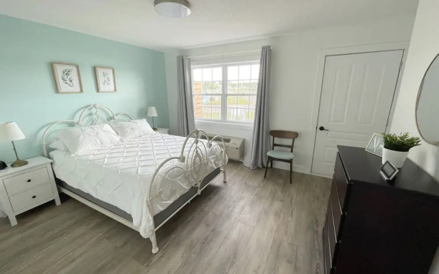 Gateway to Greenwich Suites