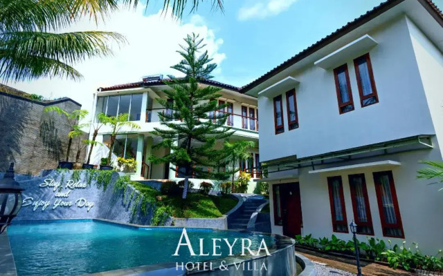 Aleyra Hotel and Villa Garut