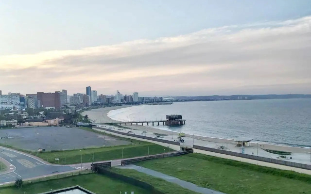 Quayside 606 Durban Point