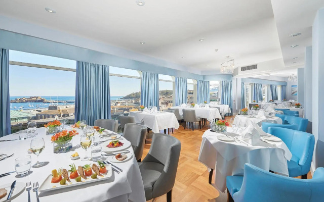 La Fregate Hotel
