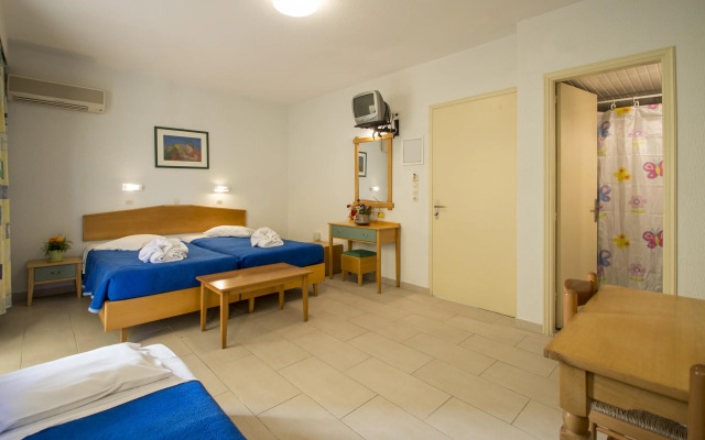 Erato Studios & Apartments