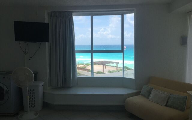 Hotel Solymar Cancun Beach Resort by Solymar Condos