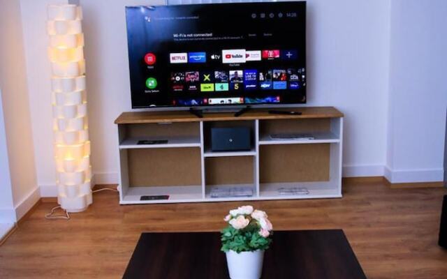 Thout Seaview Luxury Apartment