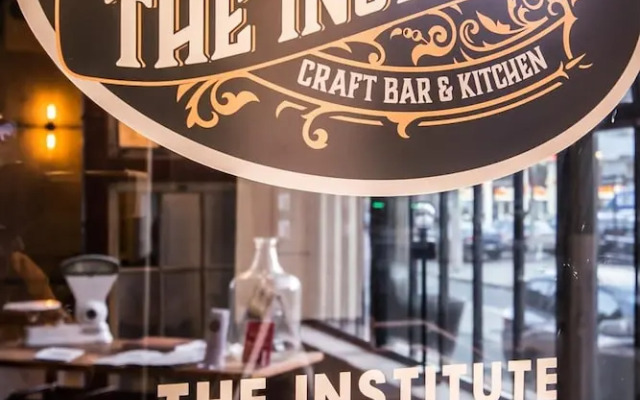 Sosuite Studio Penthouse w Gym On-site Bar