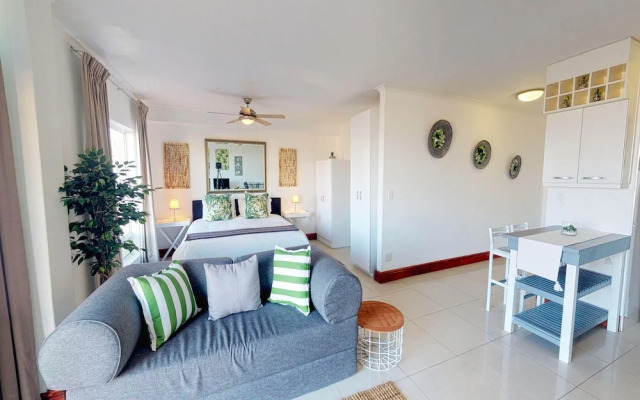 Romantic Beachfront Bachelor