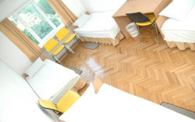 Yellow House Hostel