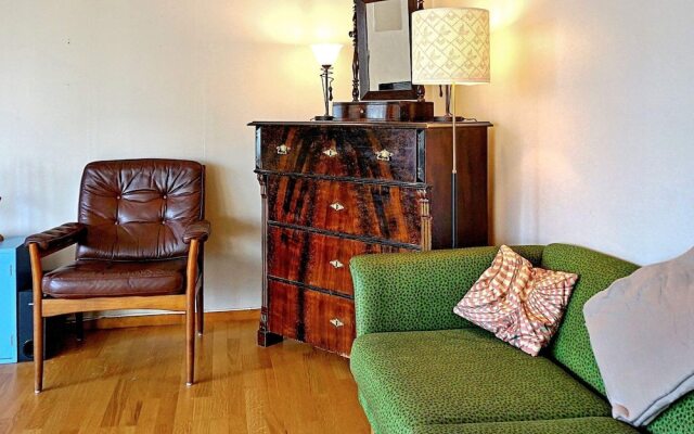 6 Person Holiday Home in Malmköping