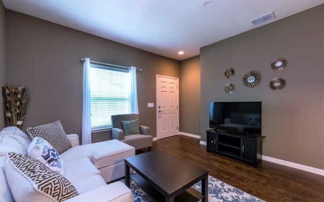 Amazing Townhome! - Lucaya Village - 3211WA