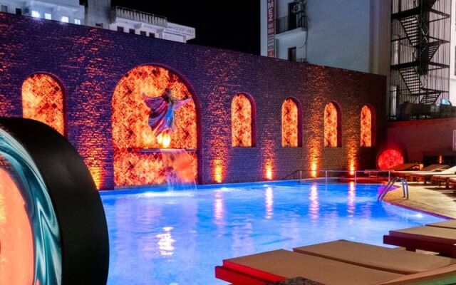 Duqqan Deluxe Hotel