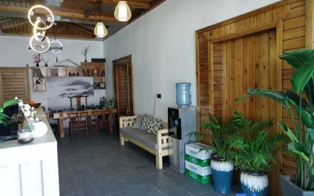 Qiqian Inn (Furong Town Scenic Area Entrance Branch) – Restaurant – Xiangxi
