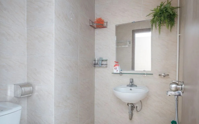 Sunrise Hon Chong Ocean View Apartment