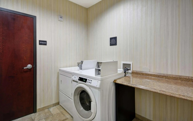 Hampton Inn & Suites San Antonio/Northeast I-35