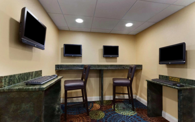 Holiday Inn Express
