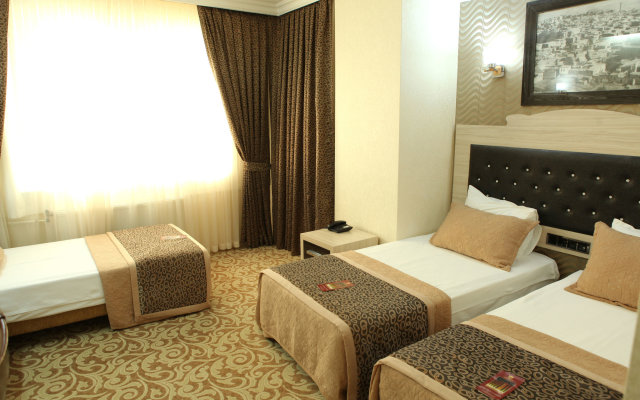 Prestige Hotel