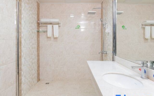 Zhao Huang the Garden Hotel