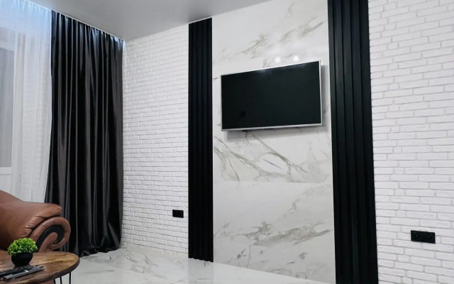 I'm at home on 178B Gorodskaya Street