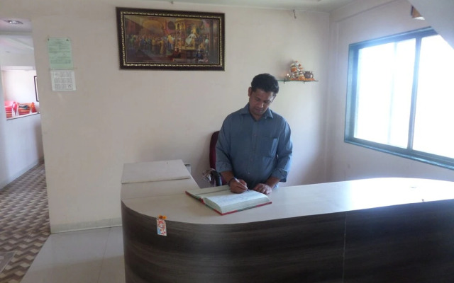 Hotel Ladli Lodging