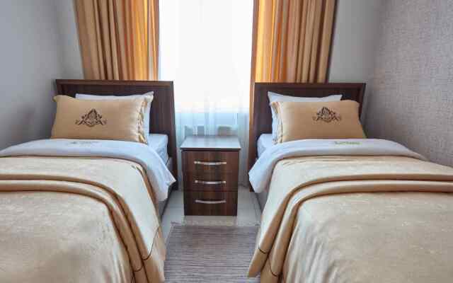 Tarabya Suit