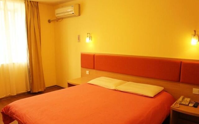 Home Inn Dalian Sanba Square