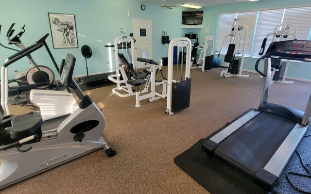 3br/2ba Full Condo w/ Pool & Gym, Sleeps 7