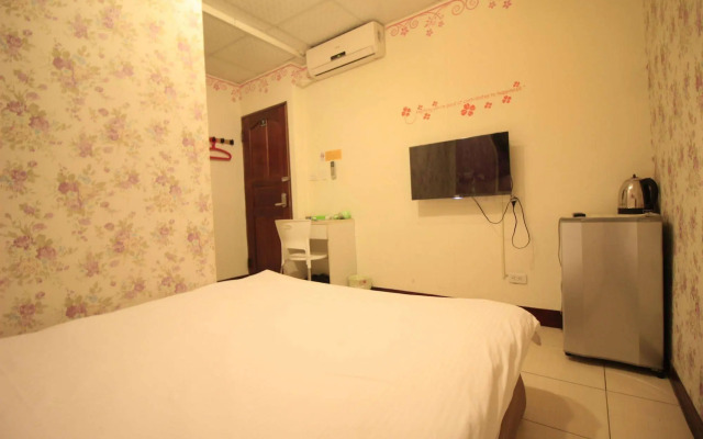 Fengjia Backers Hostel