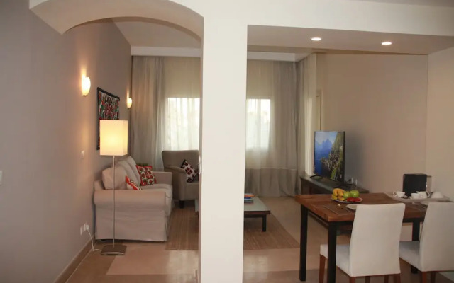 Azzurra Sahl Hasheesh