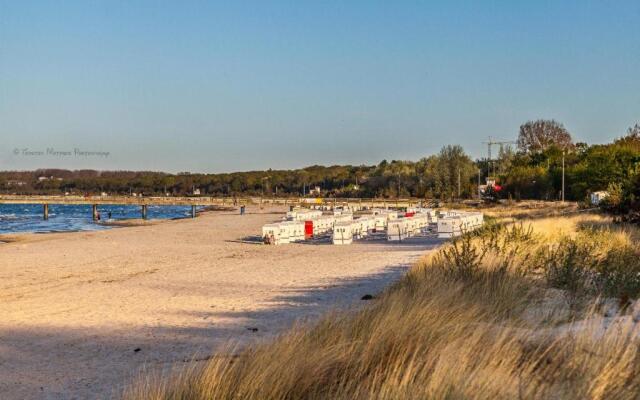 Ferienhaus Fur 8 Personen Mit Kamin & Terrasse
