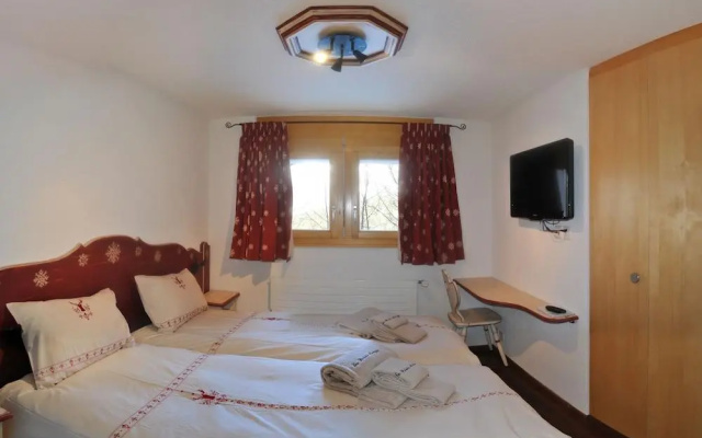 Les Petits Mélèzes – Guest Rooms – Lens
