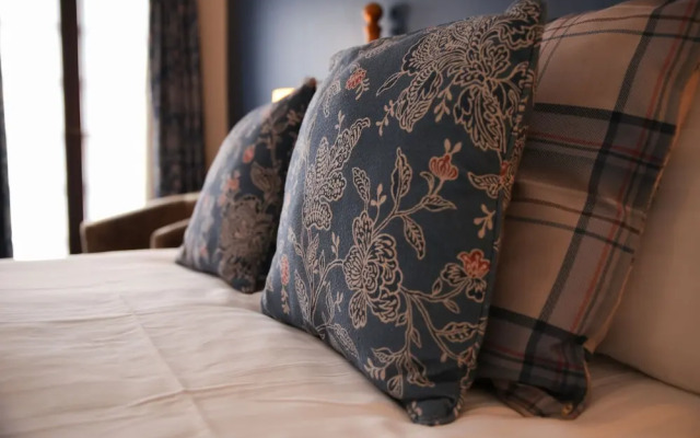 The Greyhound Inn & Hotel