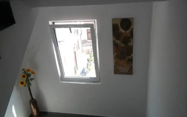 Krai Moreto Guest House