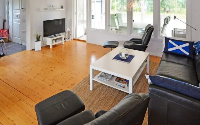 Spacious Holiday Home for Family-by Traum