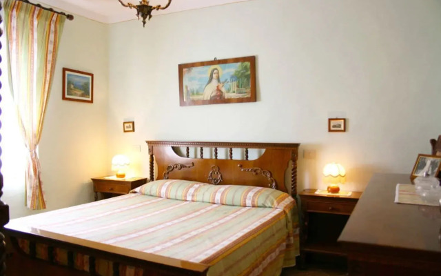 Wonderful Private Villa With Private Pool, TV, Pets Allowed and Parking, Close to Montepulciano