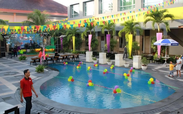 ATM Maybank Hotel Ibis Pekanbaru