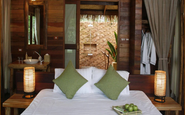 Keeree Waree Seaside Villa