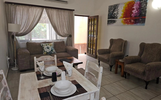 Ndiza Lodge & Cabanas
