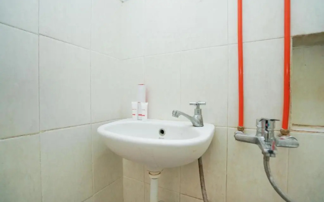 OYO 1541 Padang Pasir C-12 Residence