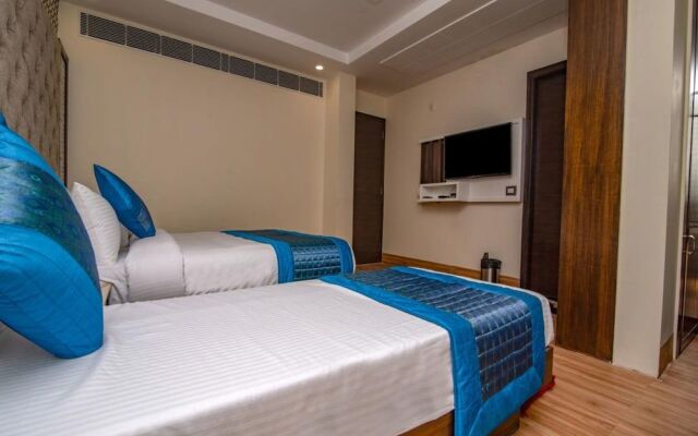 Hotel Mannat Int