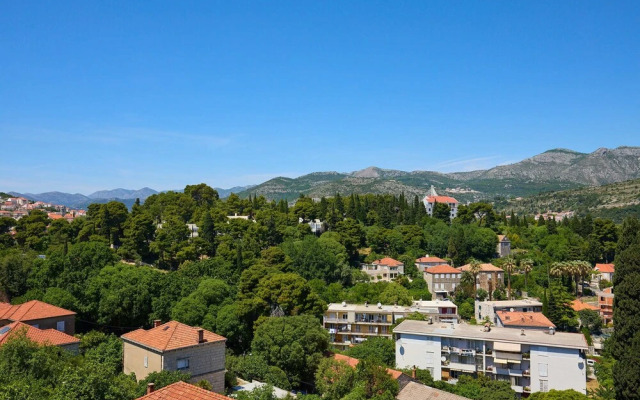 Hedera Estate, Hedera A42
