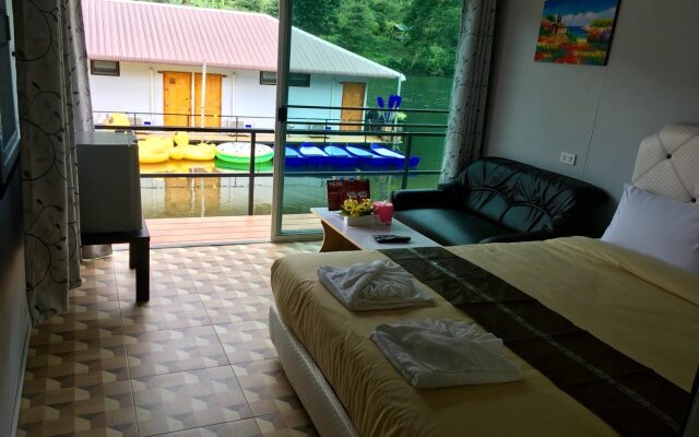 River Hill Side Resort