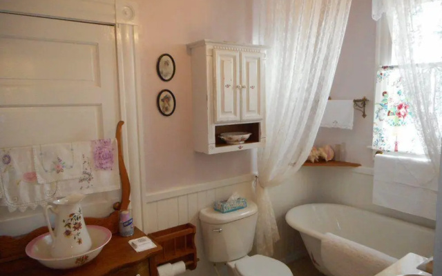 Violet Rose B&B