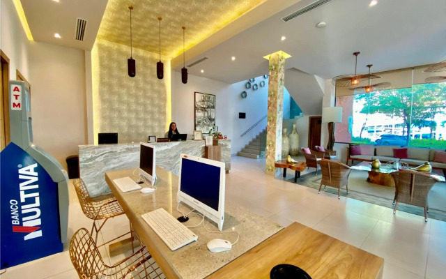 Áurea Hotel & Suites