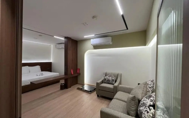 Al Rayyan Residential Suites