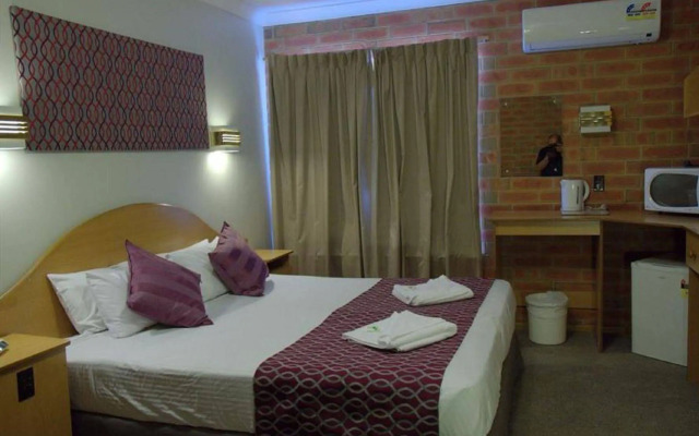 Pooraka Motor Inn