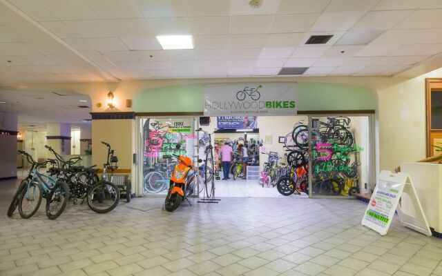 465 City View Hollywood Beach