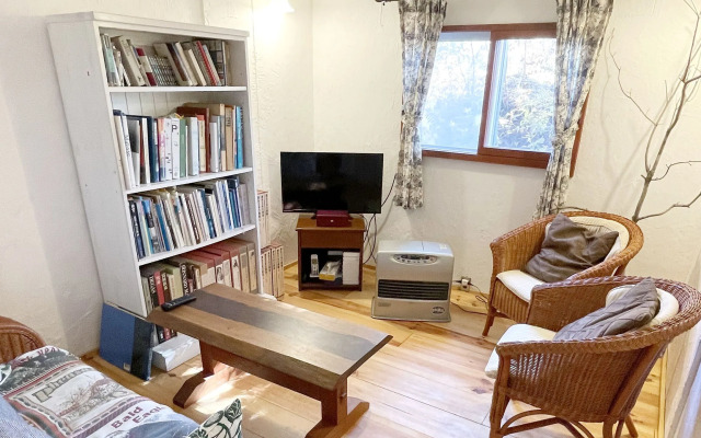 Gallery Hara & Guest House