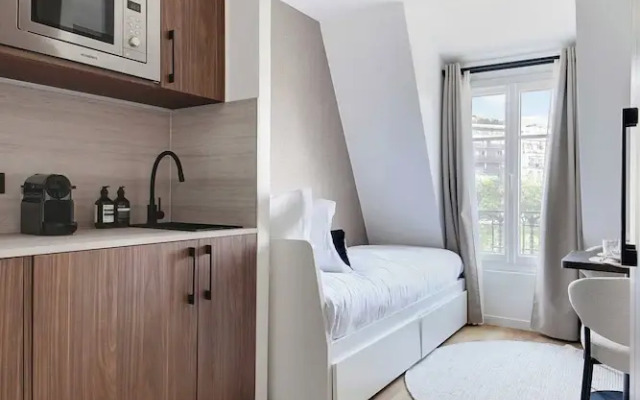 Bright and Modern Studio - 2P - Passy